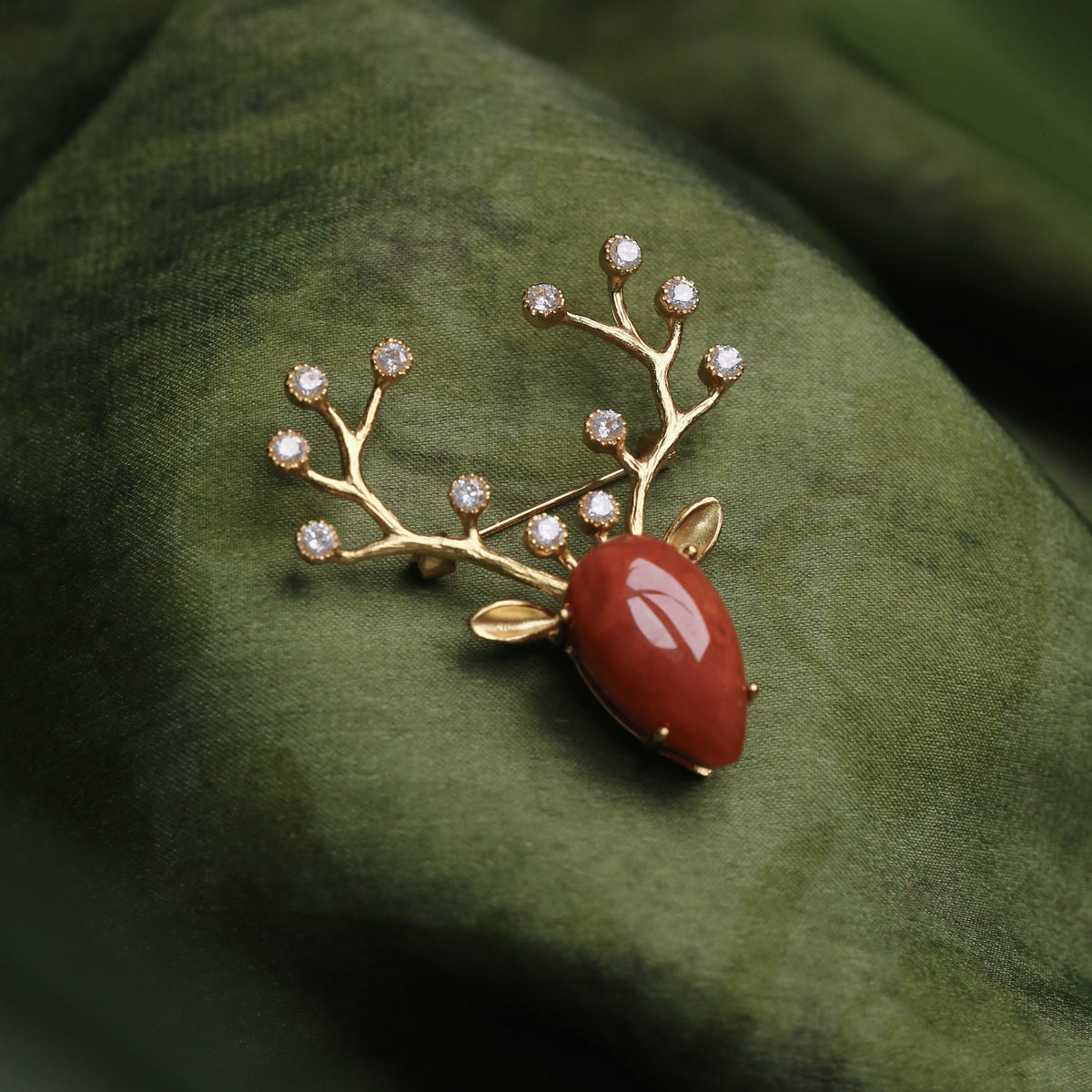 Morado Red Agate Deer Brooch, Gold Plated Silver Animal Pin, Vintage Antler Brooch