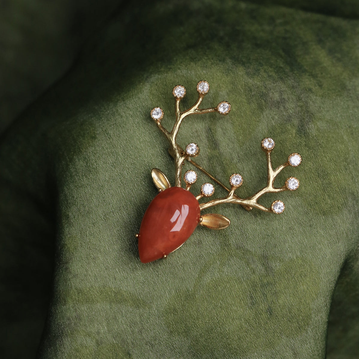 Morado Red Agate Deer Brooch, Gold Plated Silver Animal Pin, Vintage Antler Brooch