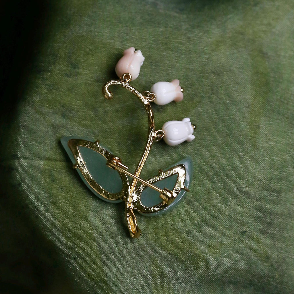 Morado Jade & Conch Shell Brooch, Ocean Guardian Amulet, Multi-wear design