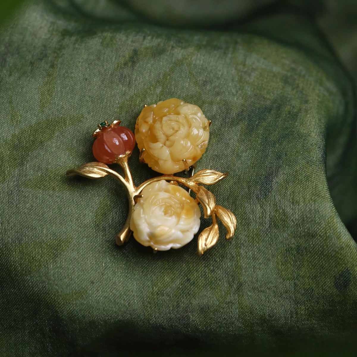 Morado Hand Carved Amber Flower Brooch, Gold Plated Silver Botanical Art pin, Multi-wear design