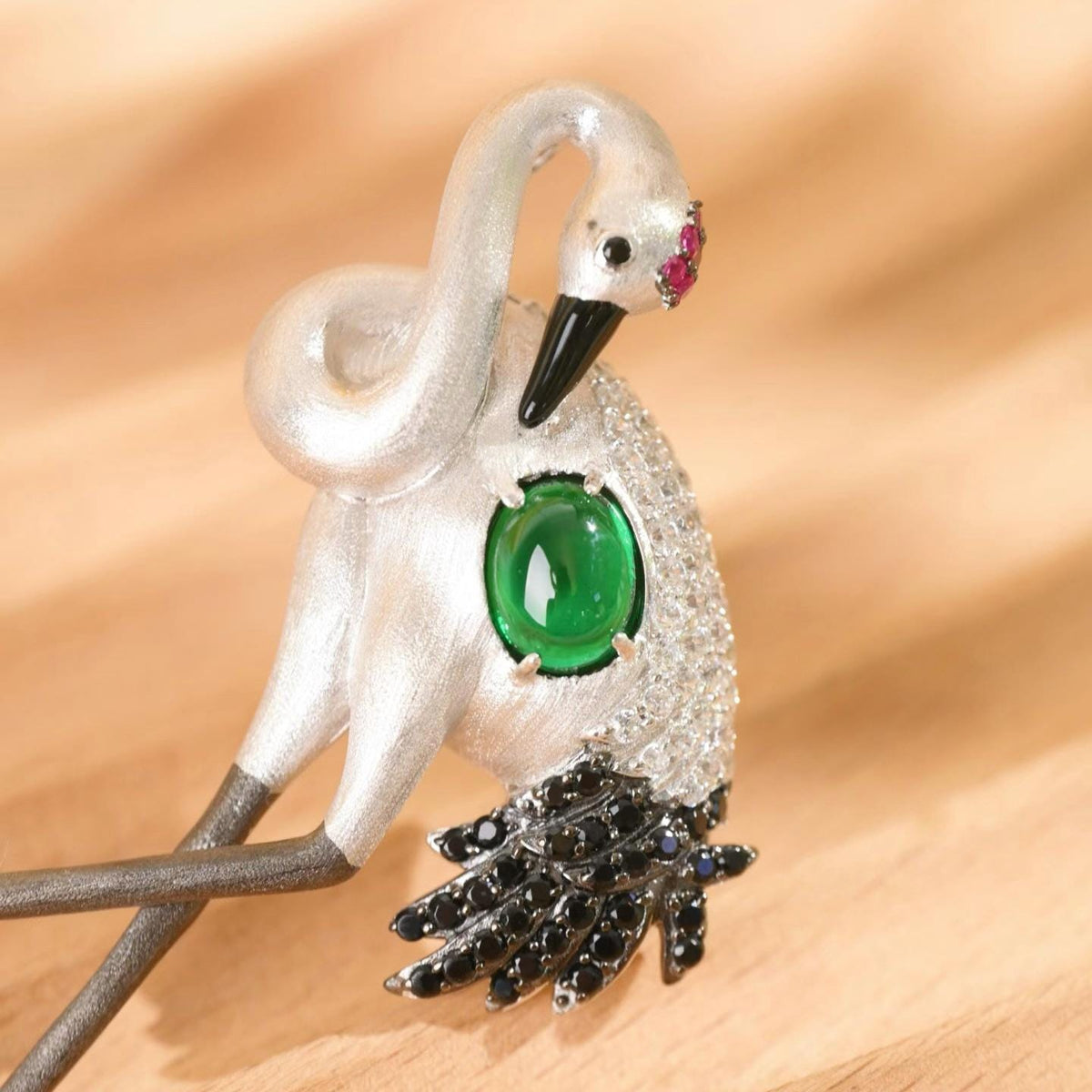 Morado Red Crowned Crane Brooch, Green Agate Zirconia Platinum Silver Statement Jewelry Pin